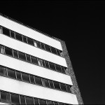 002-001